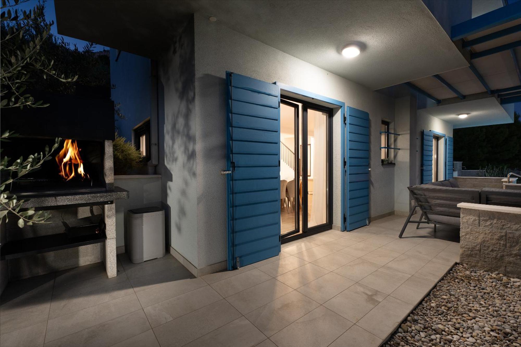 Villa Allegra With 32Msq Heated Pool, 300M Far From Sandy Beaches, Open Sea View Omiš Buitenkant foto